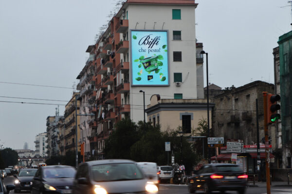 Corso Novara, direz. Piazza Garibaldi, mt. 6x9